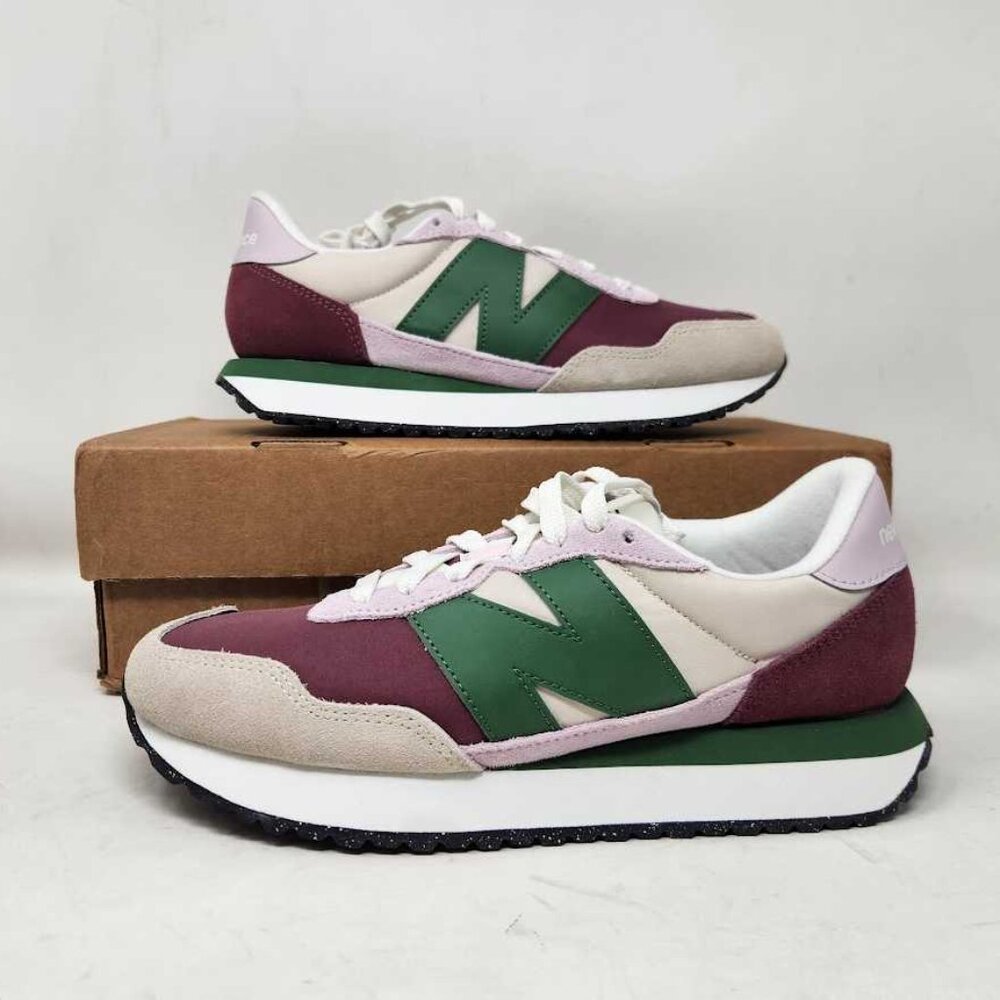 NWOB Women's 8.5 New Balance 237 sneakers Washed Burgundy